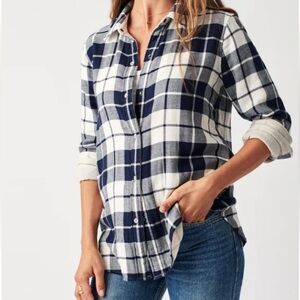 Gap Womens Navy Blue White Plaid Flannel Button Down Shirt XL Long Sleeve Cotton
